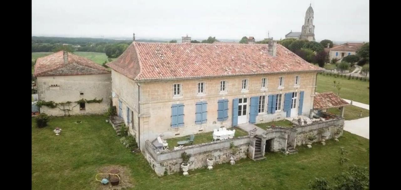 Le Moulin A Vent Bed & Breakfast Bertric-Burée Dış mekan fotoğraf